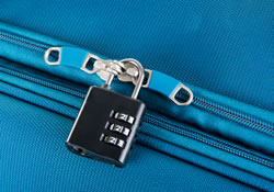 Valise avec cadenas pour protéger les objets de valeur