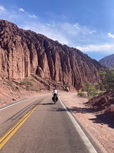 Voyageuse à vélo en Amérique du Sud