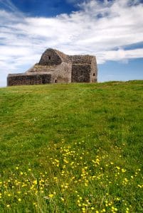 Ruines en haut de la colline
