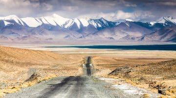 Vue sur la Pamir Highway au Tadjikistan